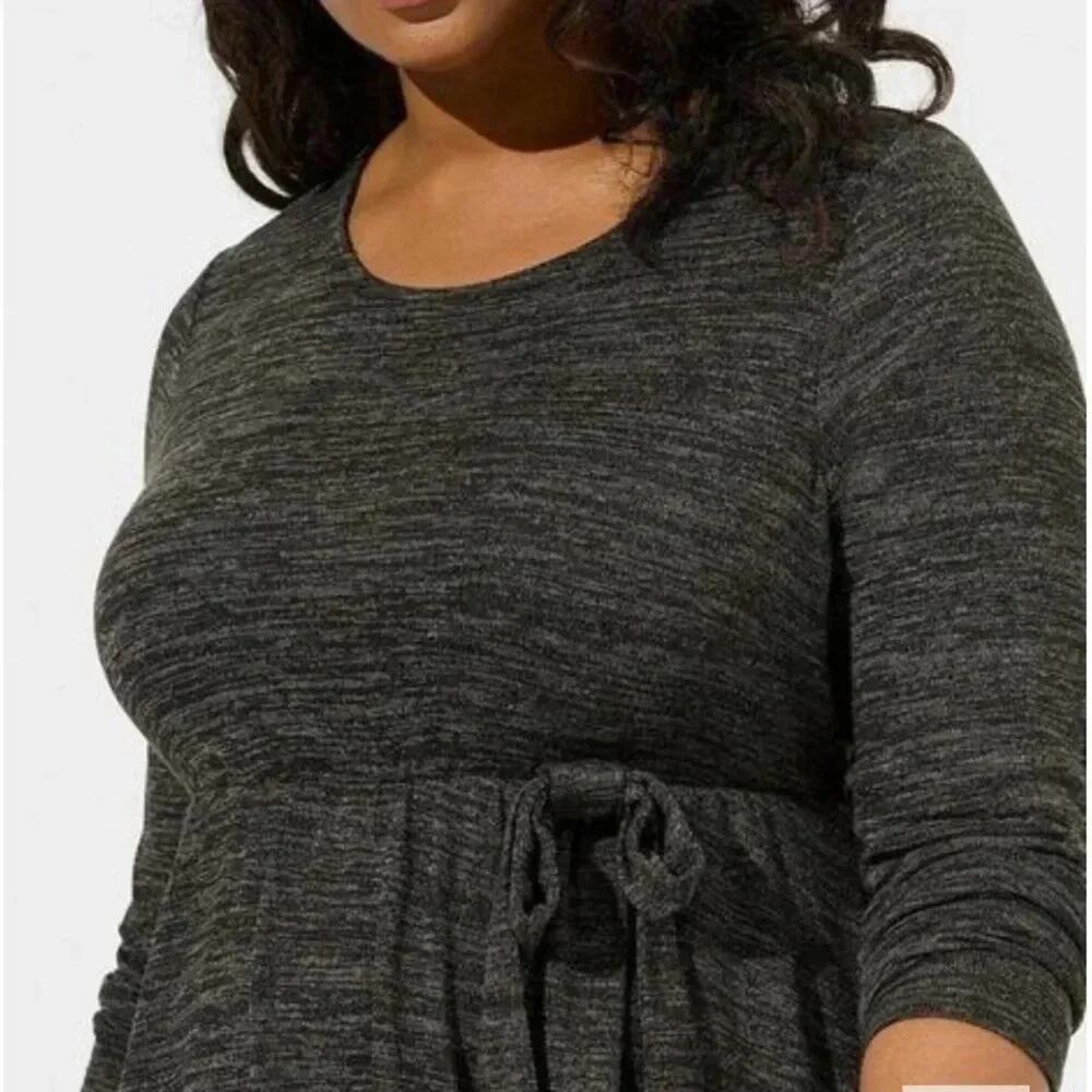 Torrid, midi gray long sleeve knit dress with pockets travel cozy soft Plus size - Picture 3 of 8